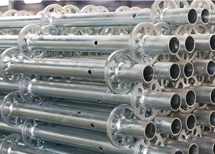 Mobile scaffolding tower vertical support column